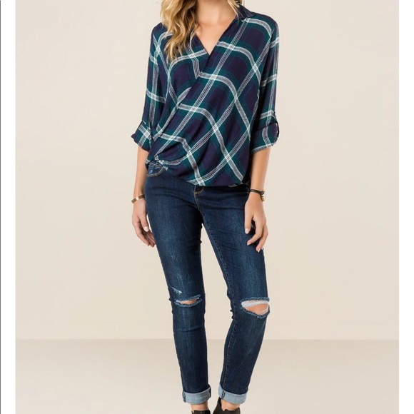 • Plaid Wrap Top Green and Blue - Picture 3 of 14
